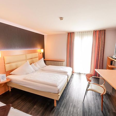 Plaza Inn Stuttgart-Ditzingen Extérieur photo